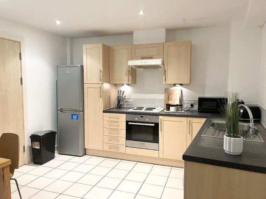 2 Bedroom City Center Apartment Manchester Dış mekan fotoğraf
