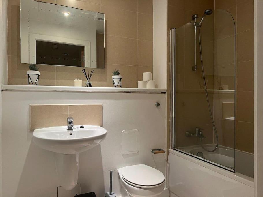 2 Bedroom City Center Apartment Manchester Dış mekan fotoğraf